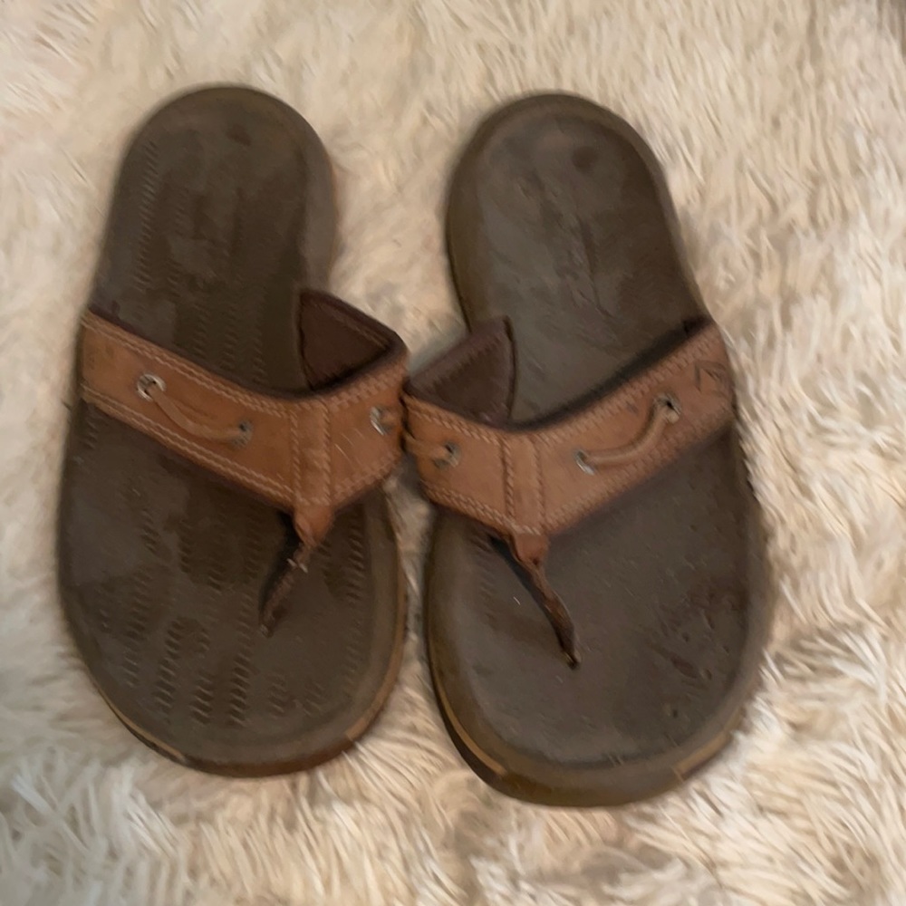 Sperry sandals